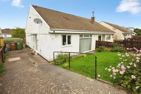 2 bedroom semi-detached bungalow for sale, St. Annes Gardens, Maesycwmmer, Hengoed, CF82 7QR