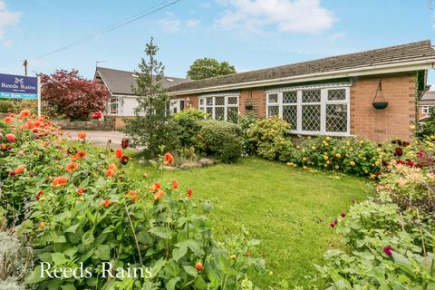 4 bedroom detached house for sale, Roewood Lane, Cheshire SK10