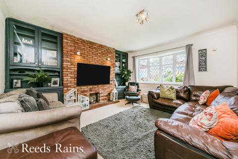 4 bedroom detached house for sale, Roewood Lane, Cheshire SK10