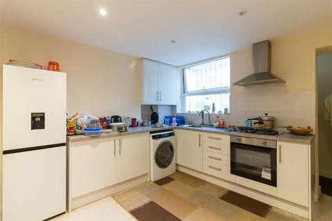 undefined, Royal Park Terrace, Hyde Park, Leeds