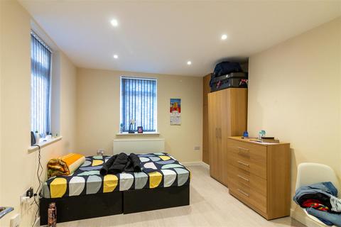 undefined, Royal Park Terrace, Hyde Park, Leeds