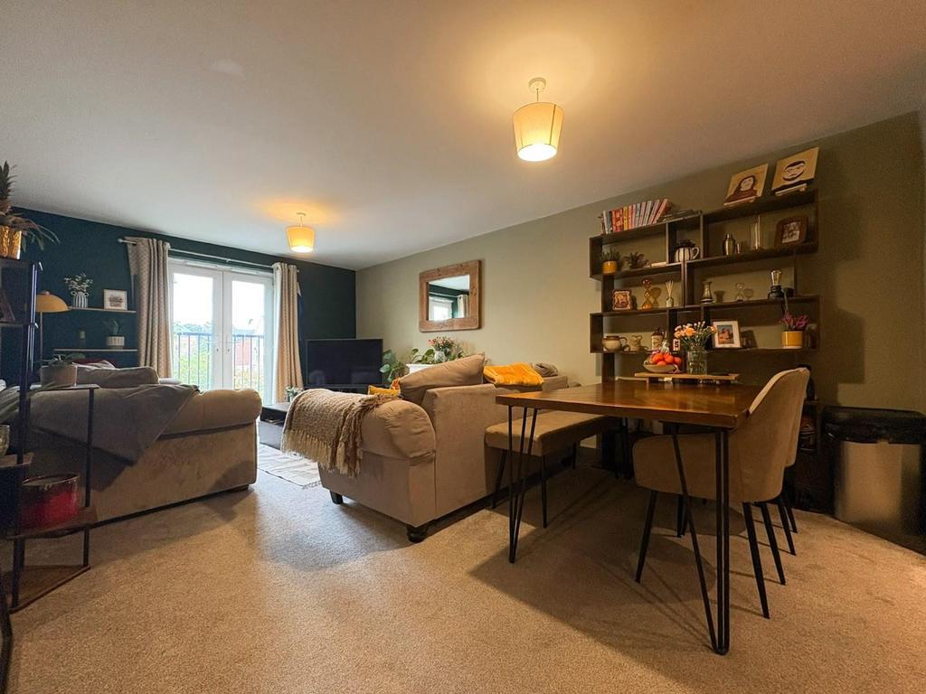 Apartment in Leeds - View 3