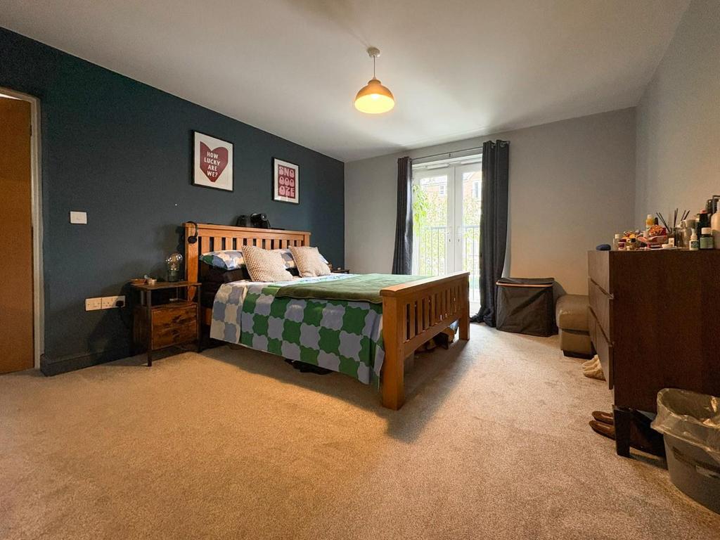 Apartment in Leeds - View 5