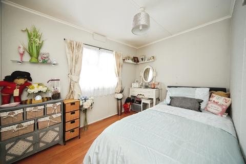 2 bedroom park home for sale, Whipsnade Park Homes, Whipsnade, Dunstable