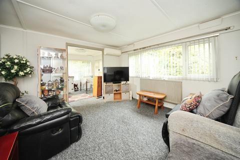 2 bedroom park home for sale, Whipsnade Park Homes, Whipsnade, Dunstable