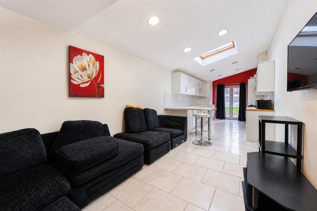 House in BIRMINGHAM - View 2