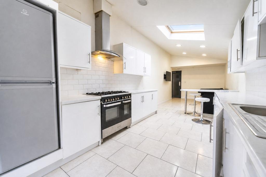 House in BIRMINGHAM - View 5