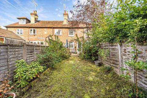 2 bedroom terraced house for sale, Lion Lane, Haslemere, GU27