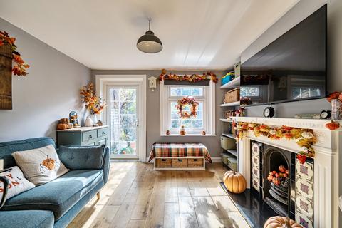 2 bedroom terraced house for sale, Lion Lane, Haslemere, GU27