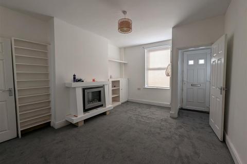 2 bedroom terraced house for sale, Lowson Street, Darlington