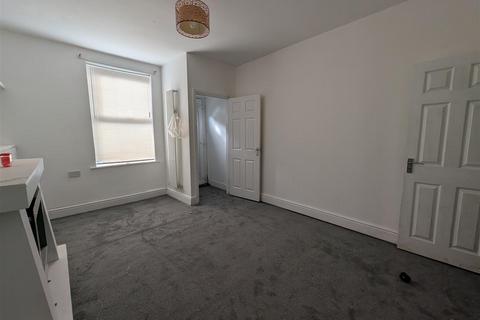 2 bedroom terraced house for sale, Lowson Street, Darlington