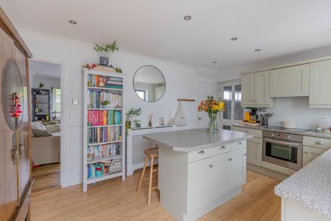 3 bedroom semi-detached house for sale, Niebull Close, Malmesbury, SN16
