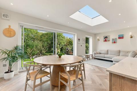 4 bedroom semi-detached house for sale, Springfield Avenue, Sheffield S7