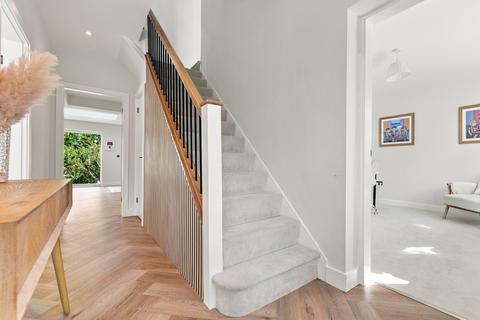 4 bedroom semi-detached house for sale, Springfield Avenue, Sheffield S7