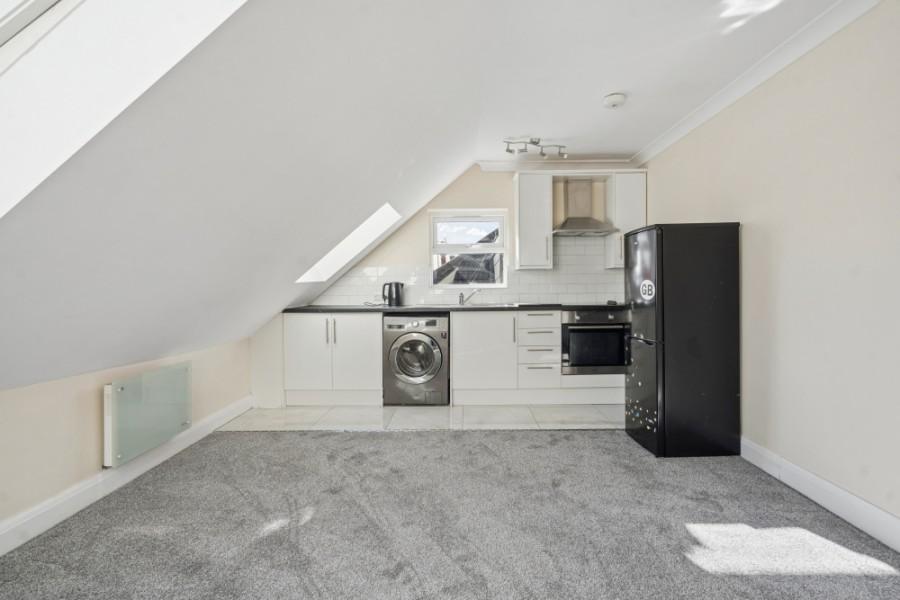 Apartment in Harrow - View 3