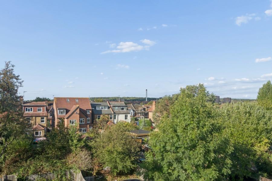 Apartment in Harrow - View 5