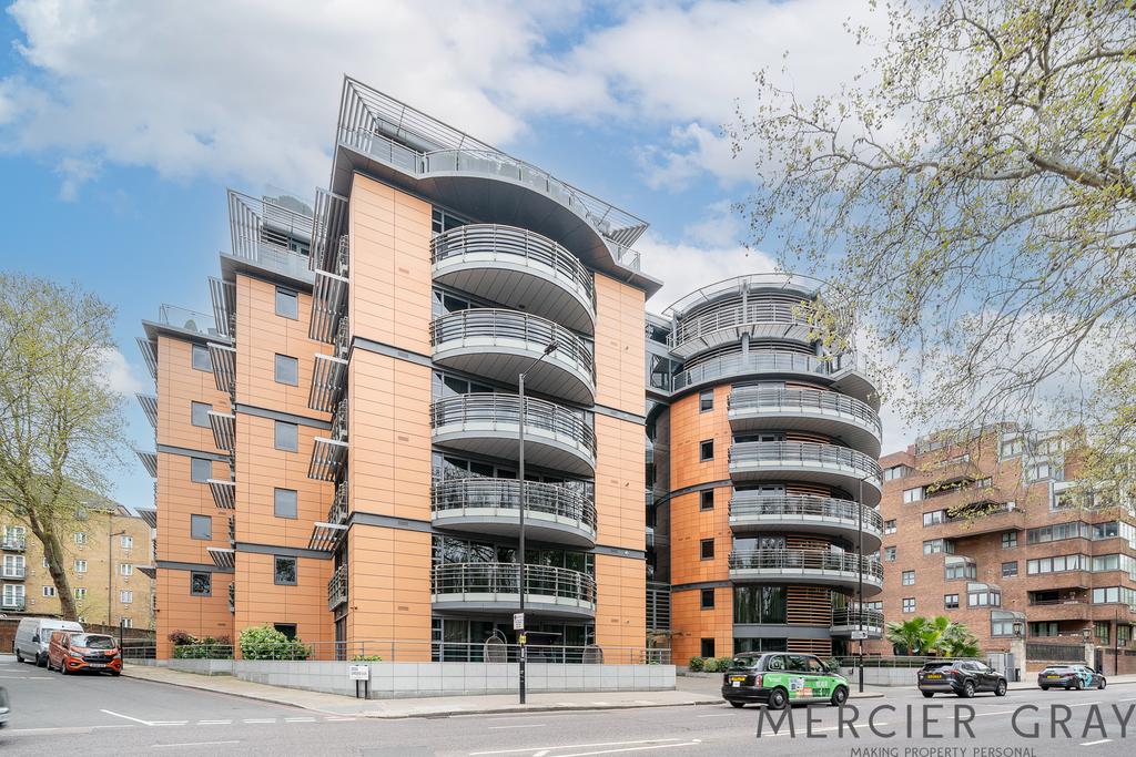 Apartment in London - View 2