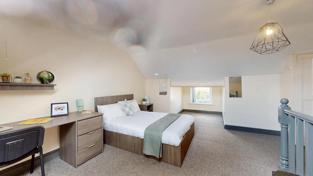 House in Charnwood, Shelthorpe - View 4