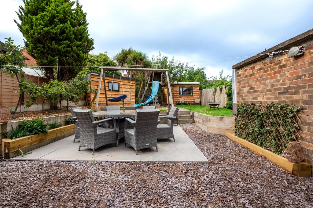 House in Nottingham - View 2