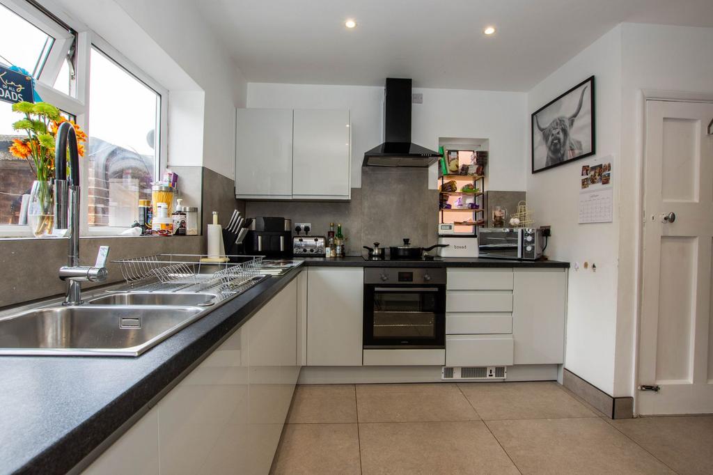 House in Nottingham - View 3