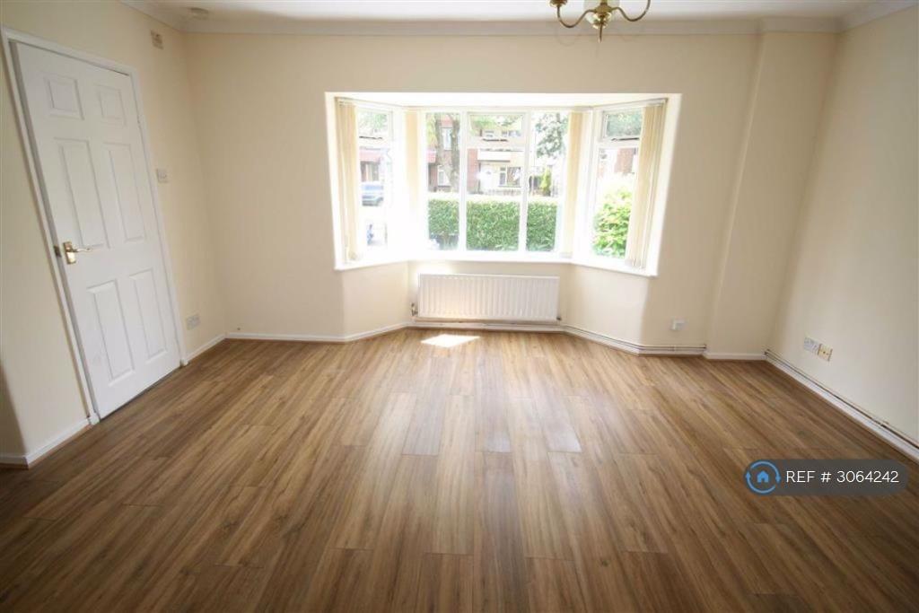 House in Droylsden, Manchester - View 3