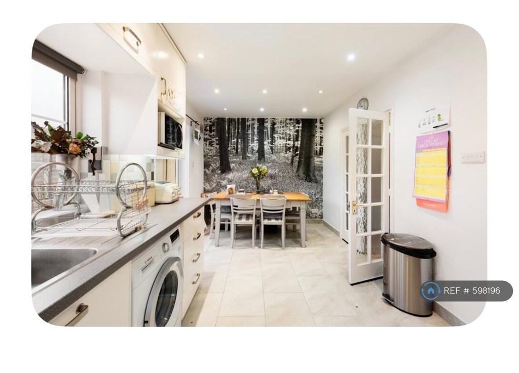 House in London - View 4