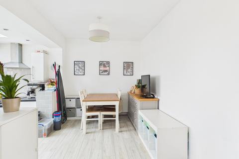 3 bedroom semi-detached house for sale, Hawthorn Drive, Stalybridge, SK15 1UE