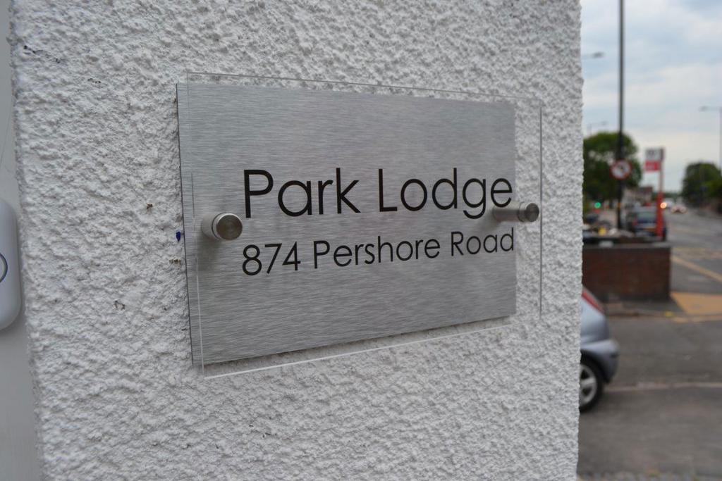 Apartment in Birmingham, Selly Park - View 2