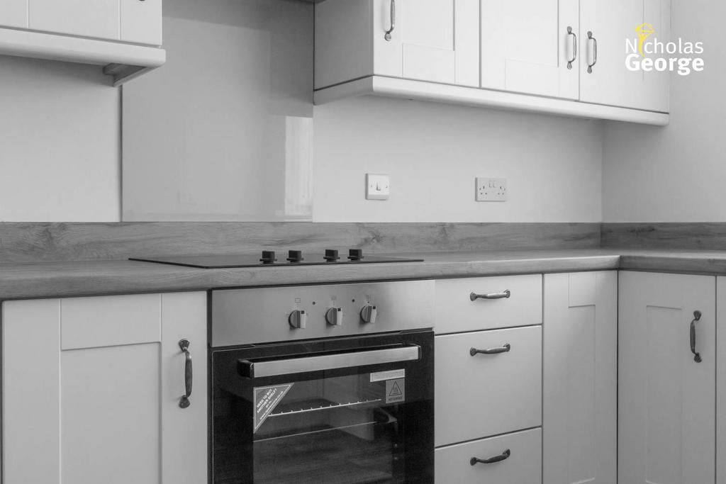 Apartment in Birmingham, West Midlands - View 2