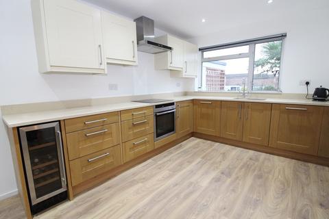 4 bedroom detached house for sale, Tulip Tree Close, Tonbridge, TN9