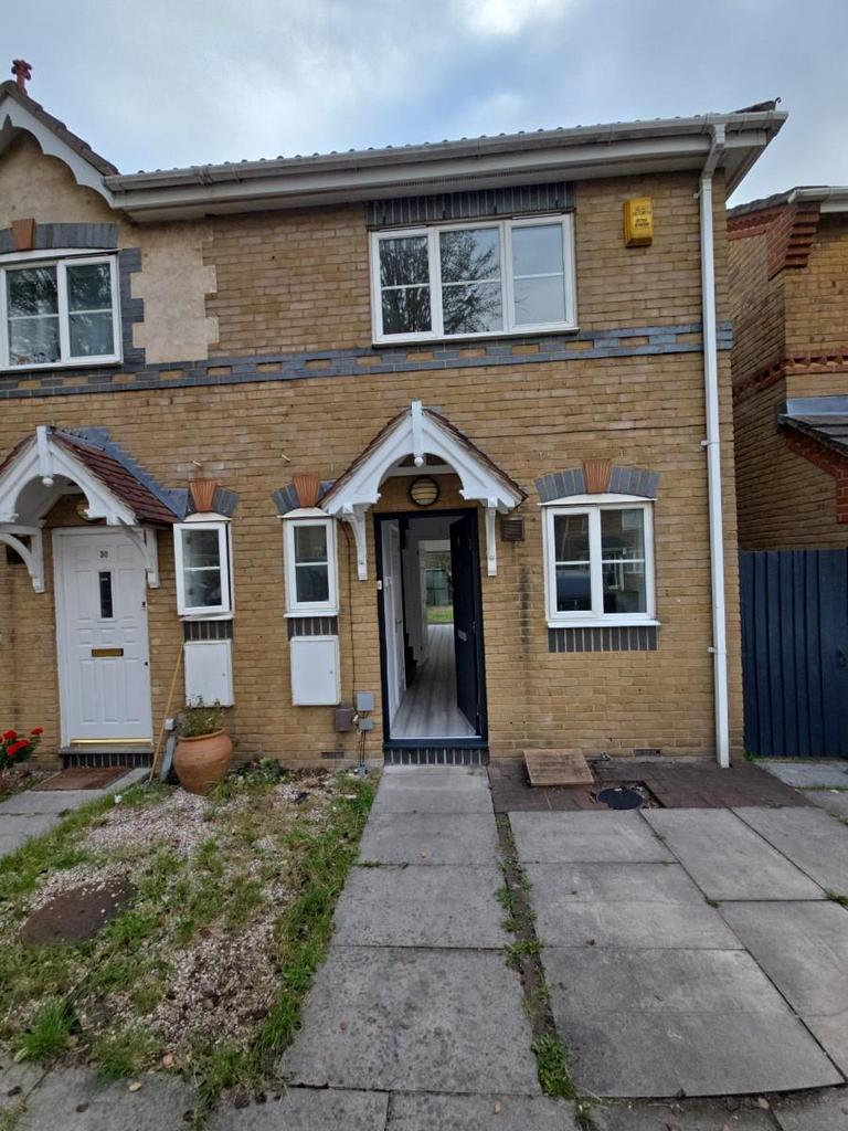 House in BARKING - View 5