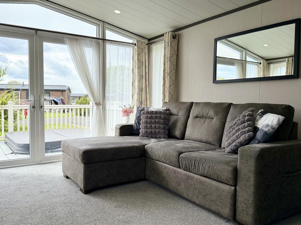 House in Howden - View 4