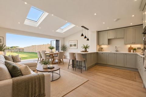 4 bedroom detached house for sale, Field View, Kirby Bellars, LE14