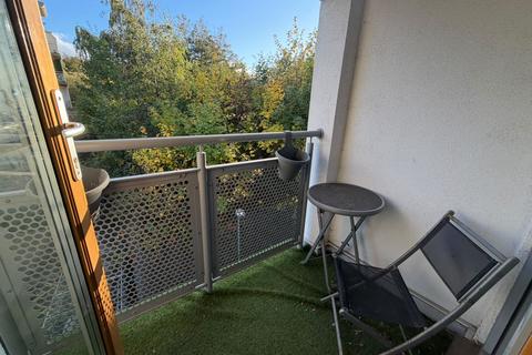 1 bedroom apartment for sale, 26 Friars Wharf Apartments, Green Lane, Gateshead, Tyne and Wear NE10 0QX