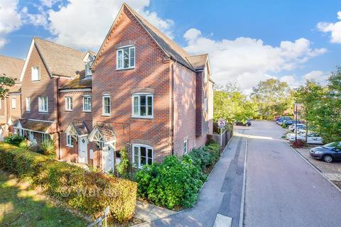 3 bedroom end of terrace house for sale, Redland Avenue, Tunbridge Wells, Kent