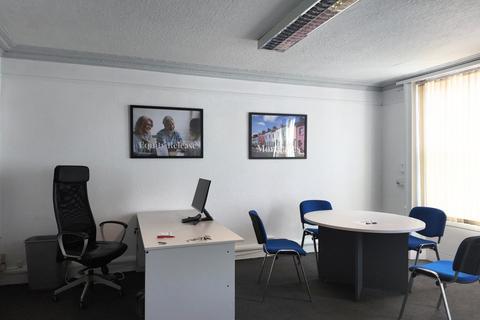 Studio to rent, COMMERCIAL UNIT., Leominster