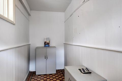 Studio to rent, COMMERCIAL UNIT., Leominster