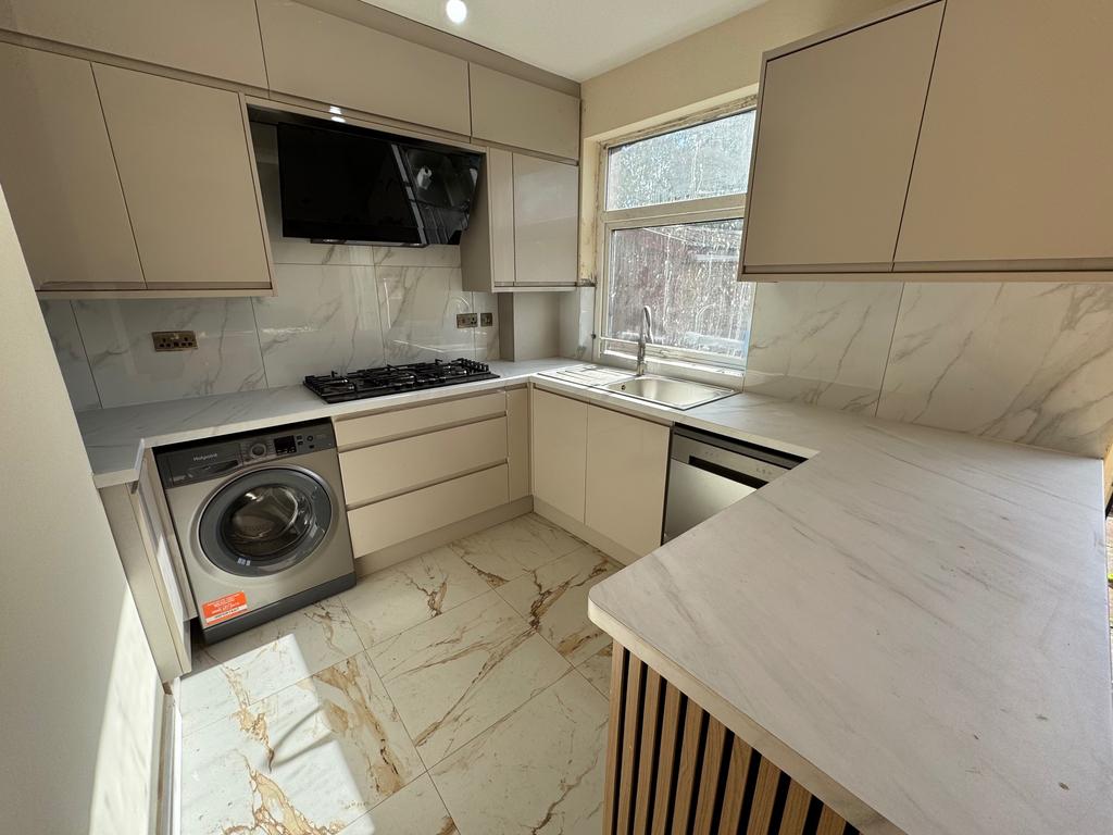 House in Manchester, Greater Manchester - More
