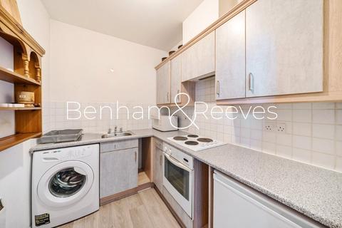 undefined, Newington Causeway, London, SE1
