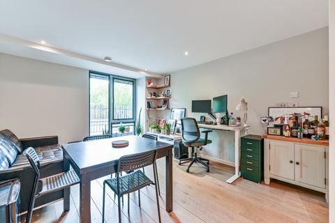 1 bedroom flat for sale, Blackthorn Avenue, London, N7