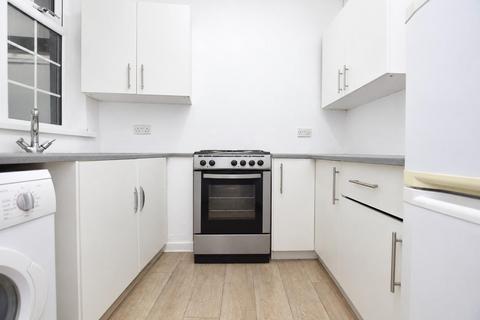 undefined, Whalebone Lane South, Dagenham, RM8