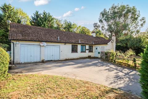 4 bedroom bungalow for sale, The Common, Dunsfold, GU8