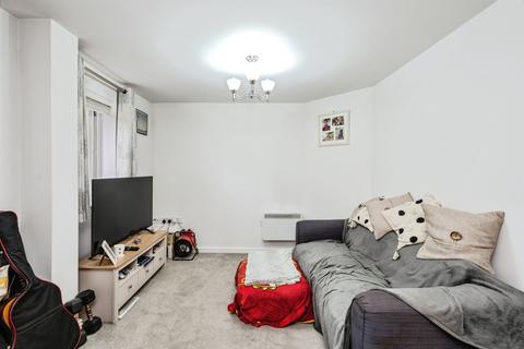 2 bedroom apartment for sale, Six Mills Avenue, Gorseinon, Swansea