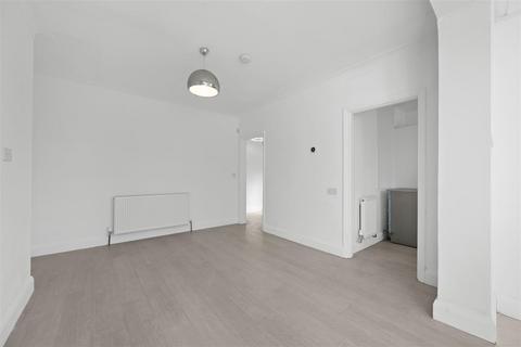 2 bedroom semi-detached bungalow for sale, Boardman Avenue, North Chingford