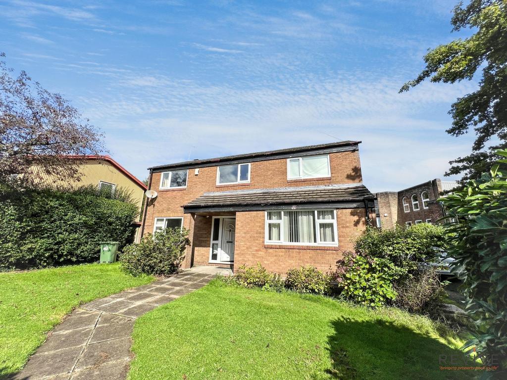 House in St Helens, Liverpool City Region - View 2