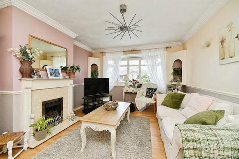 3 bedroom detached bungalow for sale, Mcwilliam Road, Brighton