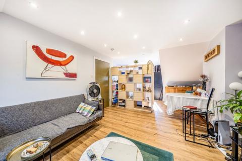 2 bedroom flat to rent, Dudden Hill Lane, London, NW10