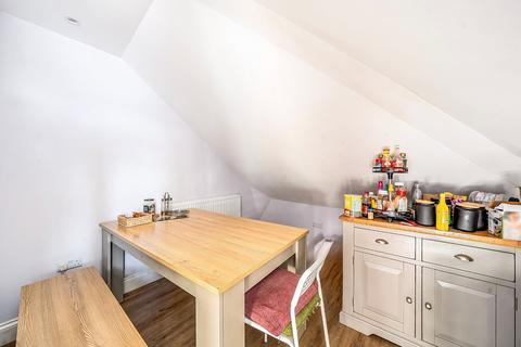 2 bedroom flat to rent, Dudden Hill Lane, London, NW10