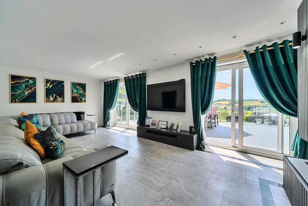House in Bristol - View 3