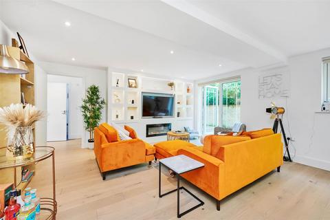 undefined, Brookfield Mews, Barnes, SW13